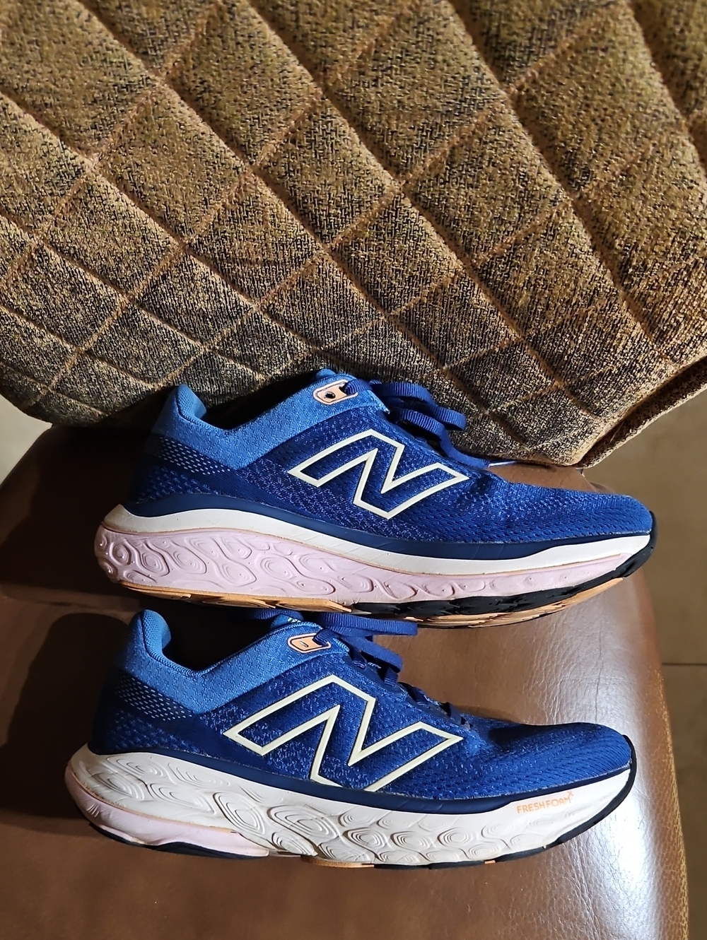 New Balance Fresh Foam X 860v14 Blue Pink White Lace Up Sneakers Running Shoes - Picture 3 of 6